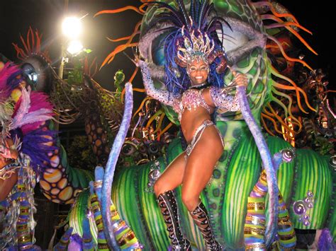 PicturesPool: Samba Dance | Samba Festival in brazil | Rio de Janeiro
