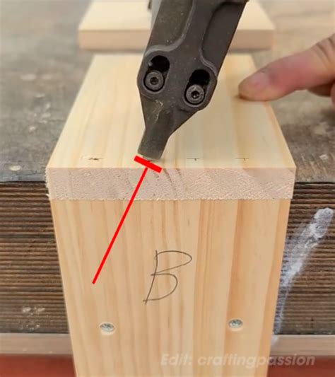 Carpenter Demonstrates the Right Way to Nail Wood and We've All Been ...