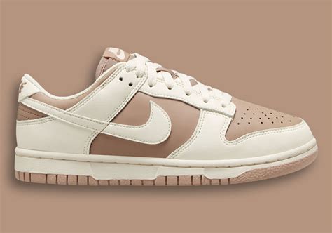 nike dunk  beige sail classic  elegant sneakers  beige