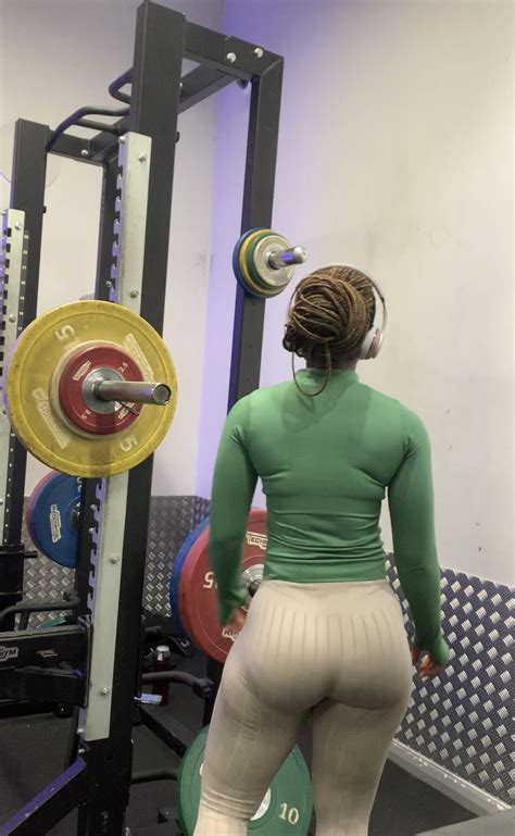 Lads we got lucky tonight !! Thicc Ebony pawg at gym - Forum