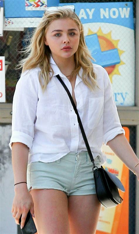 Chloë Grace Moretz. Model & Actress | Chloe grace, Chloe grace moretz