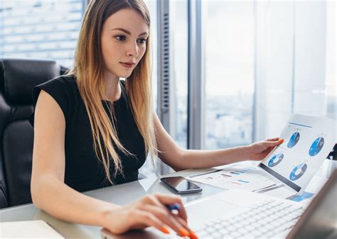 Highest-paying Business Jobs in Iowa City | Stacker