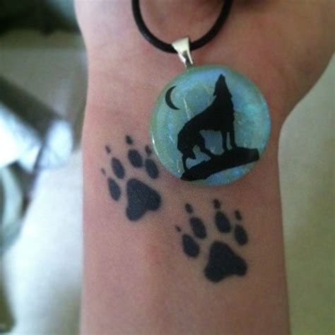 Wolf Paw Print Tattoo Ideas - Draw-re