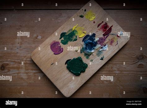 Pantone hi-res stock photography and images - Alamy 