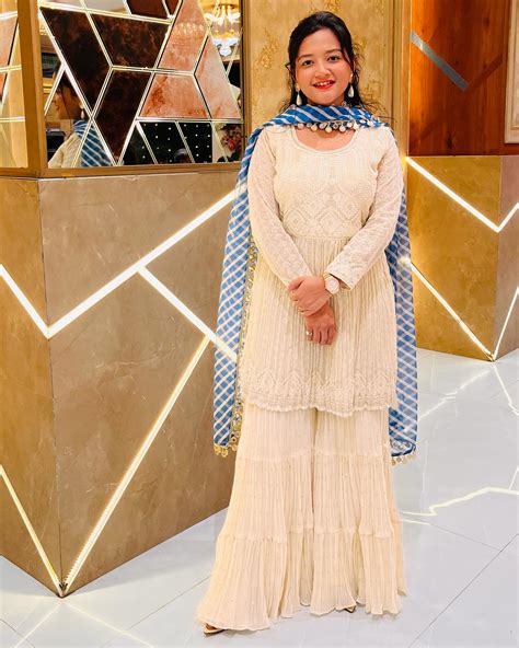 Divya Rawat | 🌻🌻 | Instagram