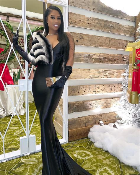 Jennifer Gold | A celebration of love ️ | Instagram