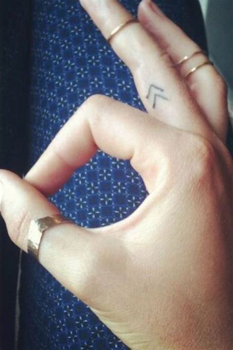 28 Tiny Finger Tattoo Ideas | Tiny finger tattoos, Simple finger tattoo, Small finger tattoos