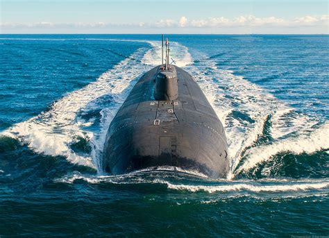 Russian Oscar class submarine (3500x2537) : r/WarshipPorn