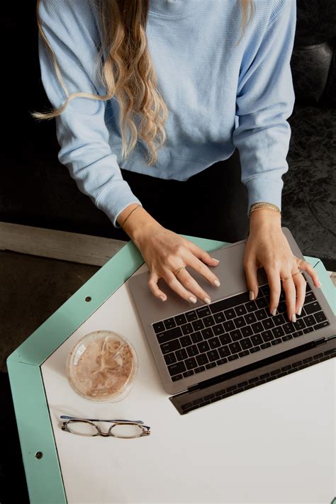 female  finance