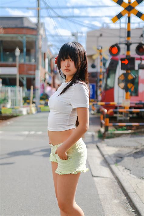 Pin by Noteh on 保存したピン in 2025 | Cute japanese girl, Japanese fashion