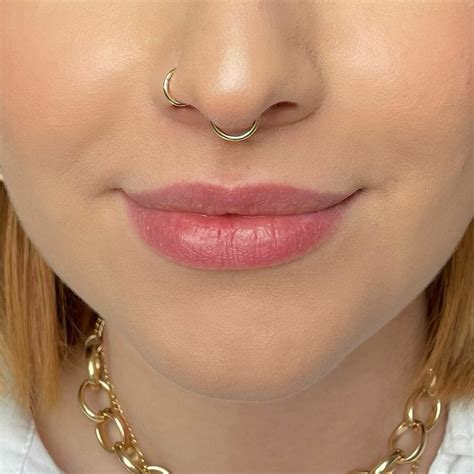 Dazzle Your Look With 17+ Nose Piercing Jewelry Recommendations ...