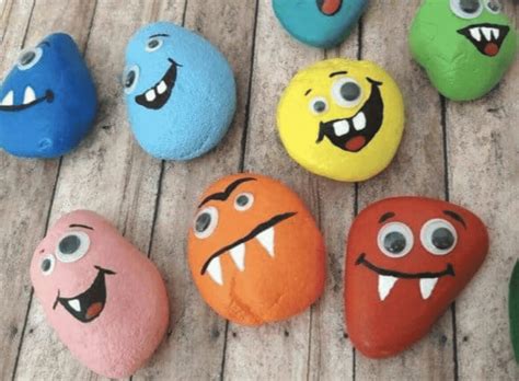 Simple Halloween Homeschool Crafts That Are Cute - Not Spooky! | Joyful ...