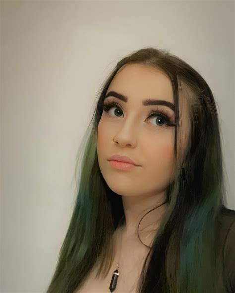 With that face how could I not : r/JizzedToThiss