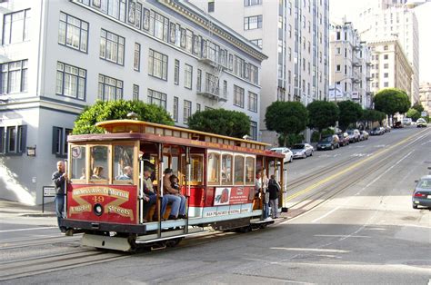 Datei:San Francisco Cable Car on California Street.jpg – Wikipedia