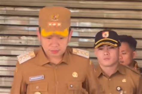 Profil Tampang Muhammad Fawait Alias Gus Fawait Bupati Jember yang ...