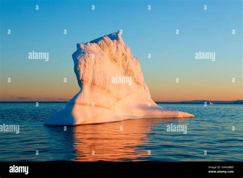 icebergs   icefjord ilulissat disko bay greenland polar