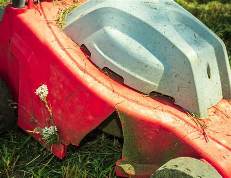 Used Furniture Pick Up: Your Guide to Hassle-Free Disposal - Hunter Games Magazine