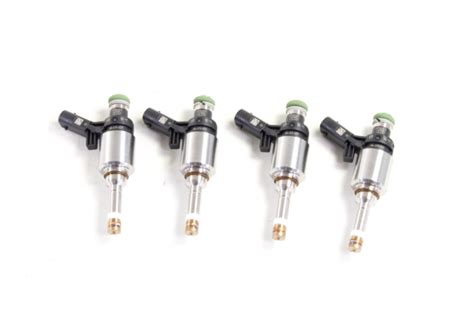 4x New Bosch Audi A4 TT VW Jetta Golf CCTA 2.0T TSI Fuel Injector Set ...