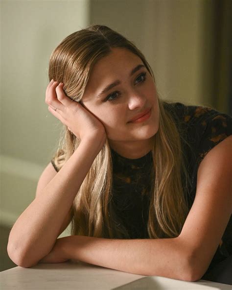 thoughtful : r/LizzyGreene_18