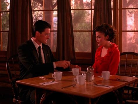 Сериал «Твин Пикс» (1990-1991) - сюжет, актеры и роли, кадры из сериала