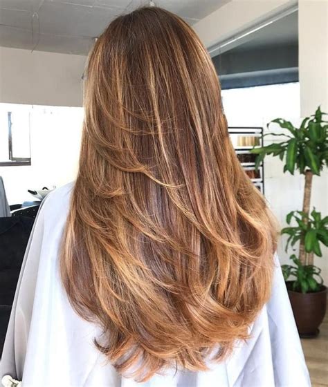 Les 50 meilleures idées pour une coupe dégradée sur cheveux longs