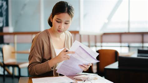9 Common credit card fees and how to avoid them | Chase