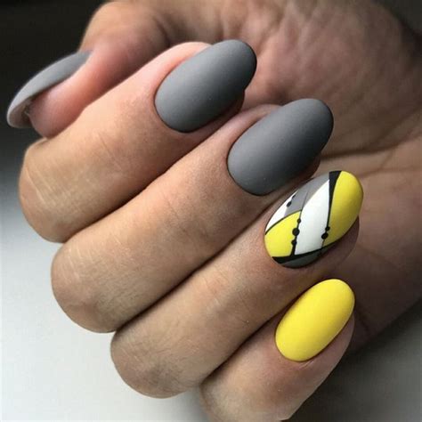 Модный желтый маникюр 2024-2025 - фото, идеи, новинки | Simple nail ...