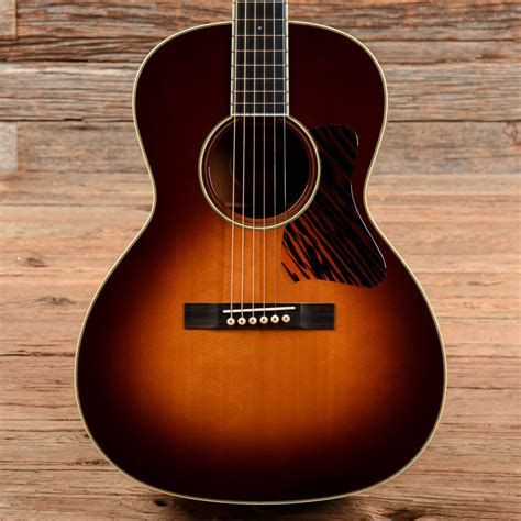 Acoustic Guitars - Collings – Chicago Music Exchange