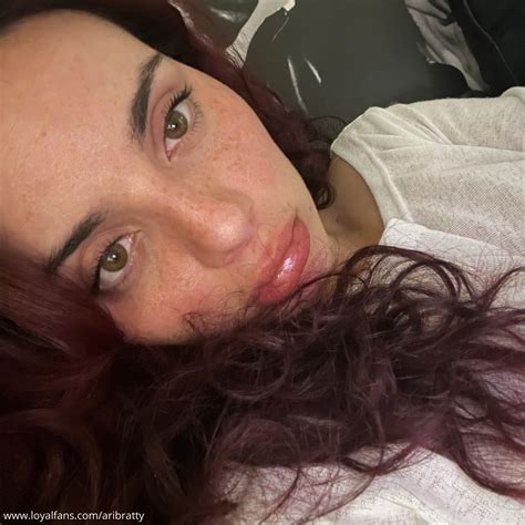 Findom Princess Ari’s Official Social Fan Page | LoyalFans