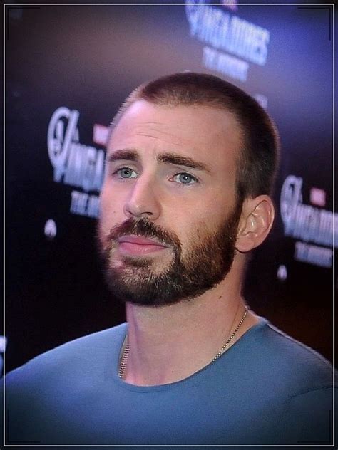 Chris Evans beard (2012) in 2022 | Chris evans beard, Mens facial hair
