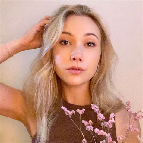 Creatorland | Abby ASMR - Influencer, YouTuber - Berlin, Germany