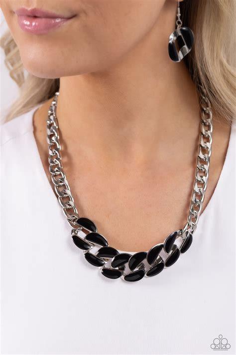 CURB Craze - black - Paparazzi necklace – JewelryBlingThing