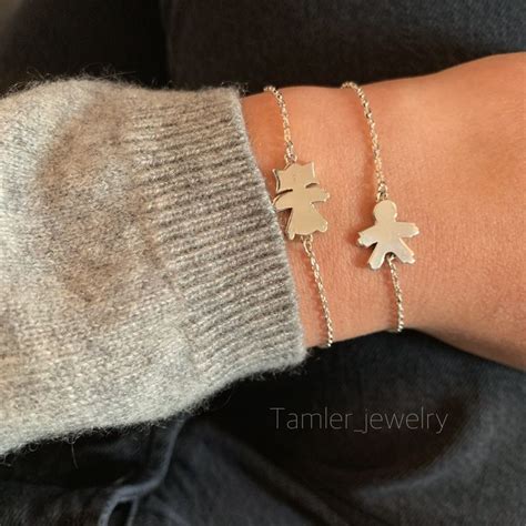 Браслет с детьми | Jewelry, Delicate bracelet, Bracelets