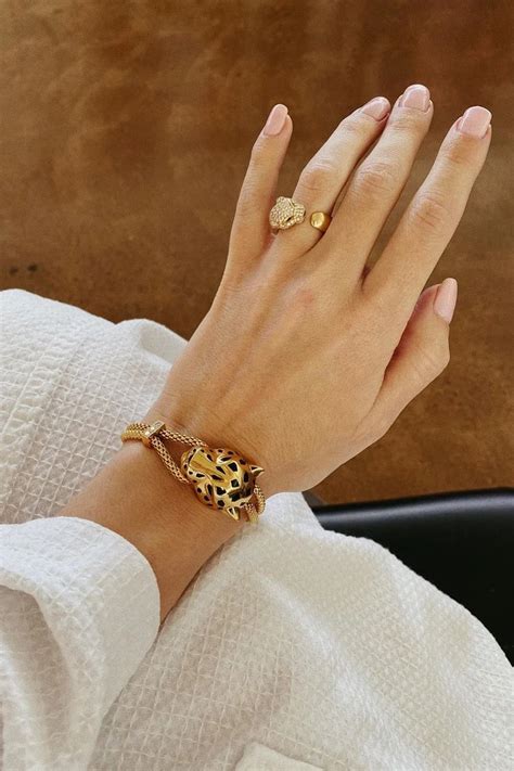 Маски-перчатки для восстановления кожи рук | Classy jewelry, Jewelry ...