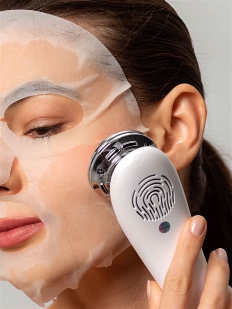 ng beauty Косметологический аппарат Reborn. Микротоковый массажер для ...