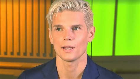 alessandro egger mia madre ha deciso  farsi una vita senza