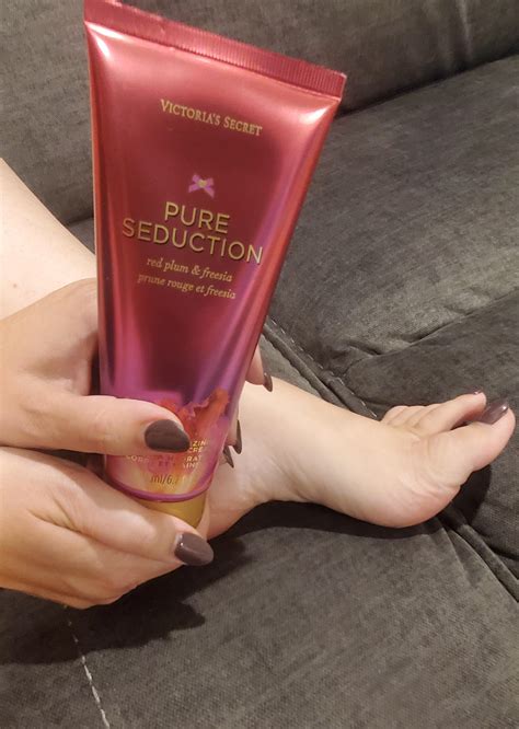 Nothing like a good foot massage after a long day teaching! : VerifiedFeet