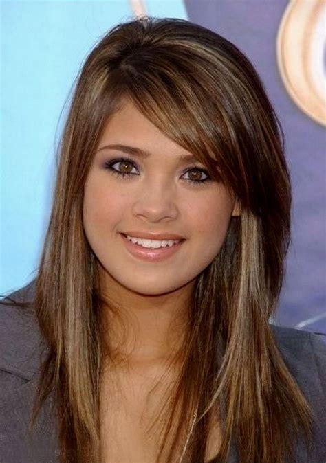 30 Most Hottest Layered Hairstyles with Bangs for Women - Haircuts ...
