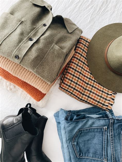 What To Pack For a Fall Trip to Jackson Hole, Wyoming — HEDS & DEKS