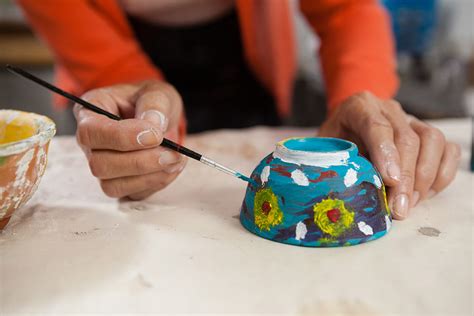 Arts & Crafts are Important for Seniors - Heritage Woods