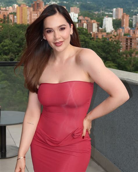 LINA TEJEIRO - LINA TEJEIRO added a new photo.