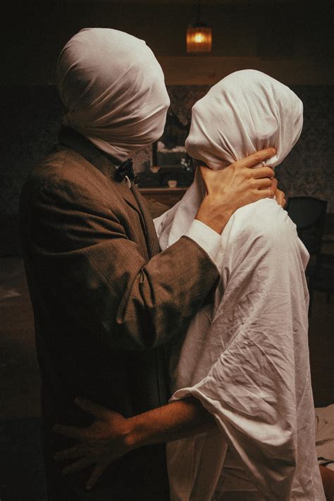 "A morte do corvo", o segredo de Poe e Pessoa que agita a cena em