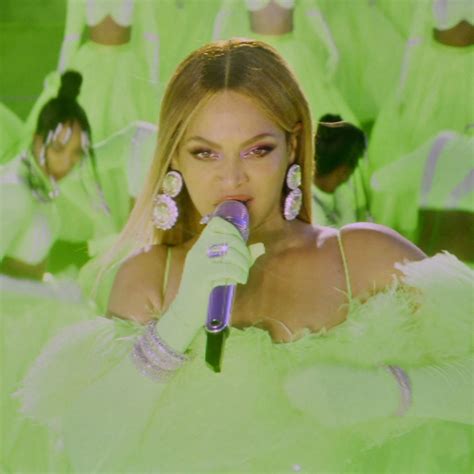 This Will Shock You: Beyoncé's Naked Photo Leak