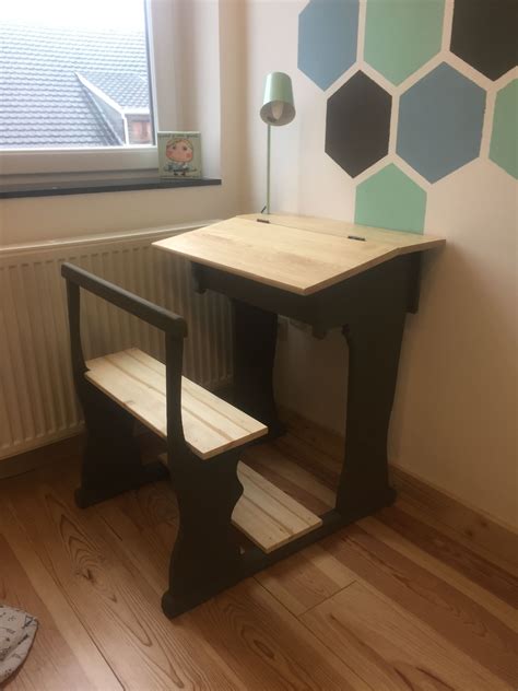 minimalist wooden reading desk