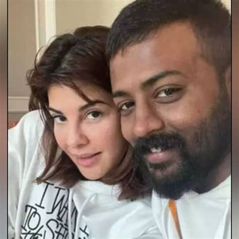 Is Jacqueline Fernandez really in a relationship with alleged ‘con man