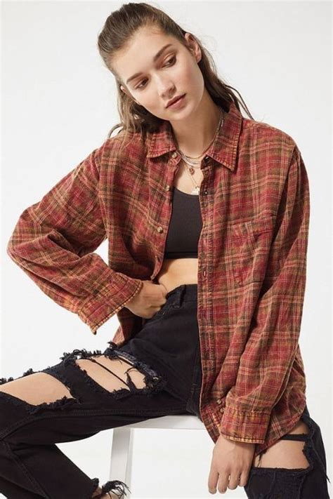 20 Cool Flannel Shirt Outfits - Society19 | Flannel outfits, Flannel ...