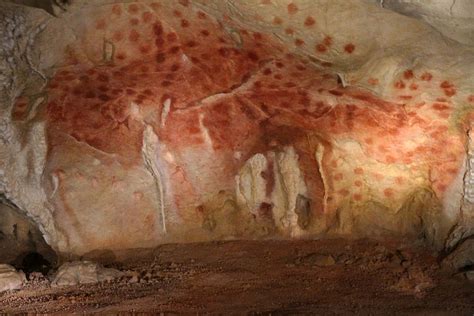 The Art of Creating Replicas of Ice Age Cave Paintings | Steinzeit, Steine