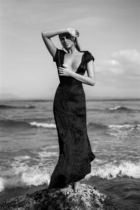 Sharka Bosakova - 8th March 2020 at Rainbow Beach - grab your girls and