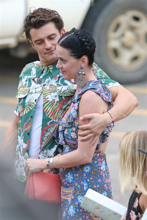Orlando Bloom and Katy Perry are official! Couple share news with lots