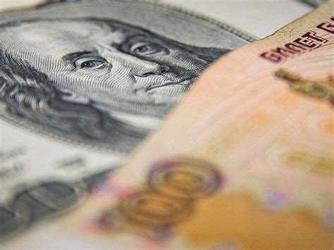 Обязательная продажа валютной выручки в России